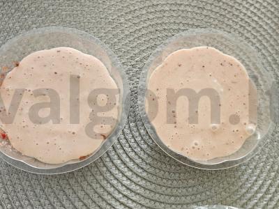 Oro mousse su braškių džemu Žingsnis 4