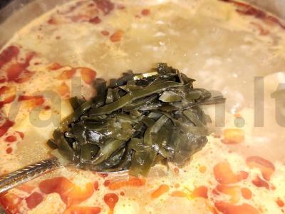 Menkių sriuba su Tom Yum makaronais Žingsnis 6