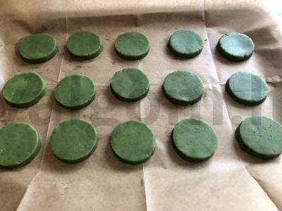 Žalios glazūros sausainiai Žingsnis 12