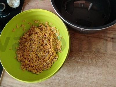 Žirnių košė lėtoje viryklėje Žingsnis 2