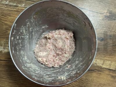 Švelnios triušienos kotletai vaikams Žingsnis 8