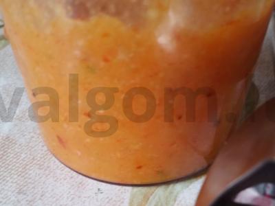 Smuzi su obuoliu, persimonu ir salieru Žingsnis 3