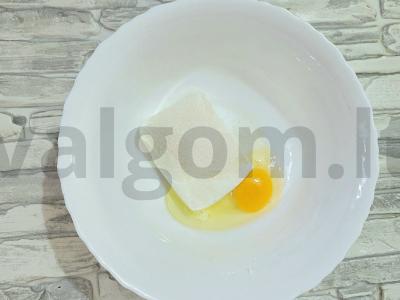 Nuostabūs varškėčiai su šokoladiniu įdaru Žingsnis 1