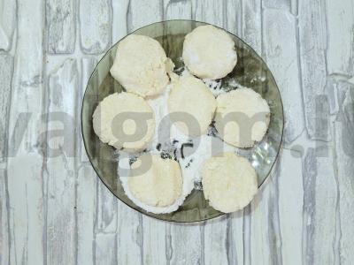 Nuostabūs varškėčiai su šokoladiniu įdaru Žingsnis 3