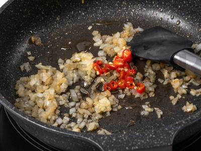 Aštrūs šonkauliai medaus padaže Žingsnis 6