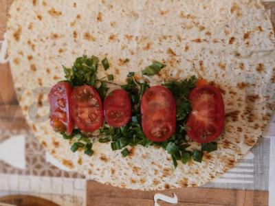 Tortilija su sūriu, kadagio šonine ir raugintais kopūstais Žingsnis 4