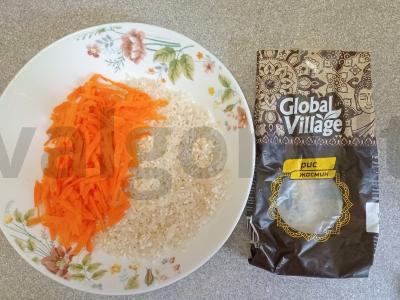 Rizotas, keptas puode su vištienos filė ir pomidorų padažu Žingsnis 1