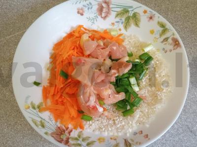 Rizotas, keptas puode su vištienos filė ir pomidorų padažu Žingsnis 3