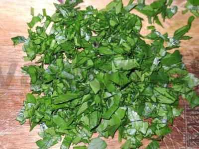 Salotos su vištienos krūtinėle ir marinuotais pievagrybiais Žingsnis 6