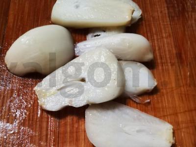 Kiauliena su džiovintais abrikosais orkaitėje Žingsnis 2