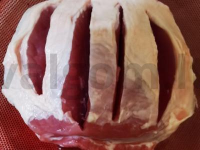 Kiauliena su džiovintais abrikosais orkaitėje Žingsnis 7