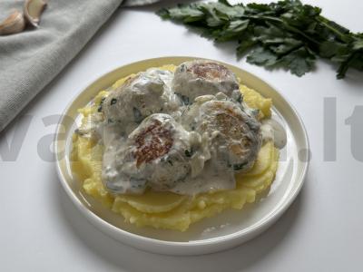 Kalakutų mėsos kukuliai su ryžiais ir brokoliais pagrindine nuotrauka