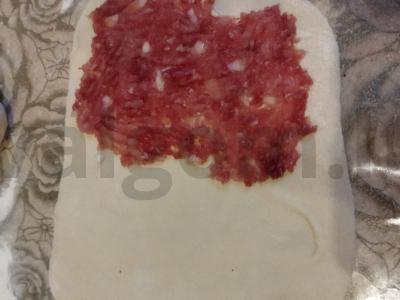 Namų čeburekai iš mielinės tešlos Žingsnis 3