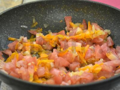 Šviežių kopūstų boršas su pomidorų pasta Žingsnis 3