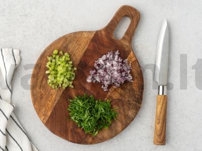 Bento dėžutė su sumuštiniu ir salotomis Žingsnis 1