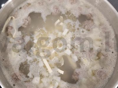 Maistingas sriuba, kurią lengva ir greita paruošti Žingsnis 4