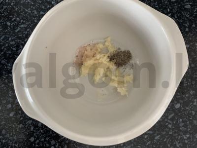 Salotos su burokėliais, porais, ridikėliais ir saulėgrąžų sėklomis Žingsnis 1