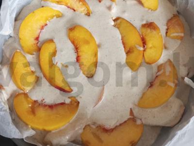 Obuolių ir persikų šarlotė arbatai Žingsnis 5