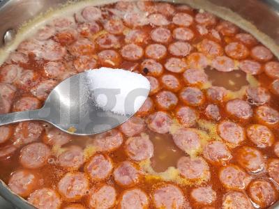 Pomidorų sriuba su rūkytomis dešrelėmis Žingsnis 7