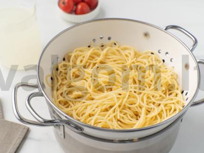 Makaronai su pomidorais ir bekonu Žingsnis 2