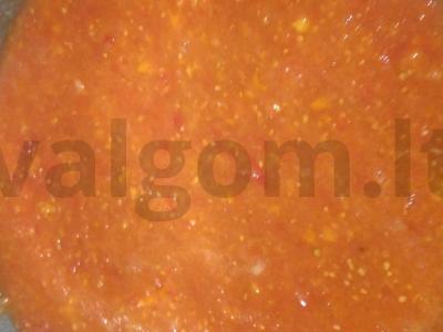 Puiki namų „Hrenovina“ su česnaku be virimo Žingsnis 3