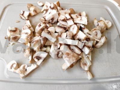 Vištienos stroganovas su grietine iš išlydytų grietinėlės Žingsnis 6