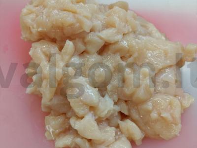 Smulkintos vištienos kotletai su prieskoniais Žingsnis 1