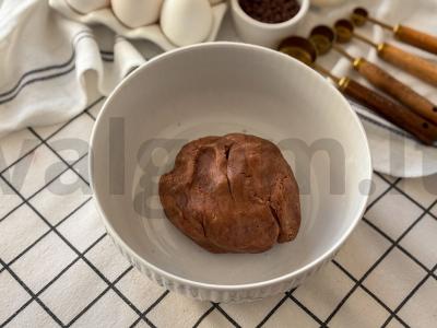 Šokoladiniai sausainiai su žemės riešutų įdaru Žingsnis 5