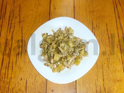 Šašlykų troškinys su cukinija ir rūgštynėmis pagrindine nuotrauka