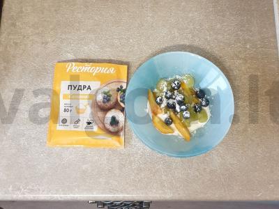 Vaisių salotas su jogurtu ir cukraus pudra Žingsnis 4