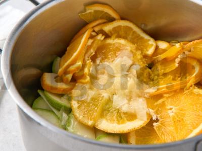 Cukinijų uogienė su apelsinais Žingsnis 3