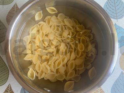 Patiekalas „Čaretti“ su vištienos filė ir makaronais Žingsnis 1