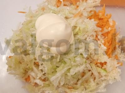 Salotas „Vitamininė ruduo“ su ridikėliais Žingsnis 5