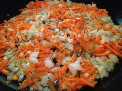 Vištienos krūtinėlė pieno padaže su chmeli-suneli Žingsnis 2