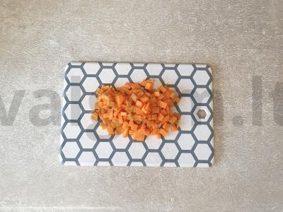 Troškinti daržovės su pomidorais ir česnaku Žingsnis 3