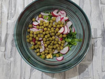 Salotas su ridikėliais ir kiaušiniu Žingsnis 4