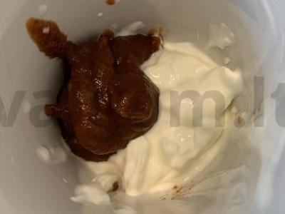 Pica ant rauginto pieno su svogūnais ir mocarela Žingsnis 5