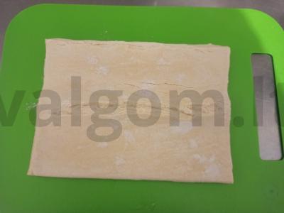 Sūrio „Vyniotiniai“ sausainiai Žingsnis 2