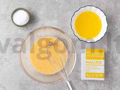 Jogurtinis tortas su vyšniomis Žingsnis 1