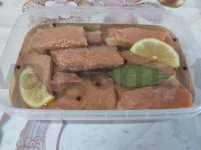 Raudonos žuvies konservai pagrindine nuotrauka