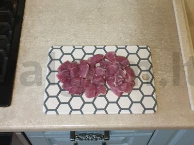 Anties krūtinėlės troškinys su daržovėmis ir sūriu Žingsnis 1