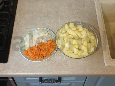 Anties krūtinėlės troškinys su daržovėmis ir sūriu Žingsnis 3