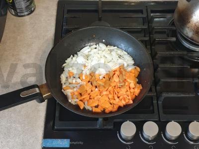 Anties krūtinėlės troškinys su daržovėmis ir sūriu Žingsnis 4