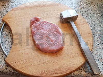 Kiaulienos kepsnys po sūrio kepure Žingsnis 2