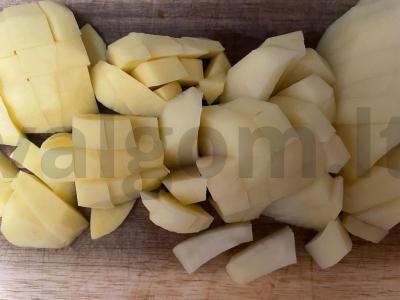 Žirnių ir vištienos sriuba pietums Žingsnis 3