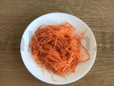 Baklažanų salotos su morkomis ir paprikomis Žingsnis 3