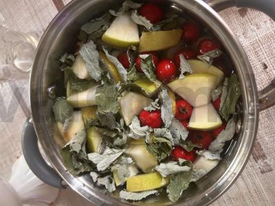 Naudingų ingredientų kompotas Žingsnis 4