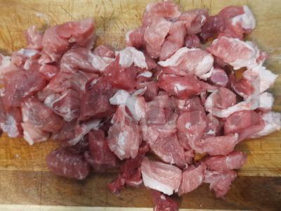 Namų plovas iš kiaulienos su česnaku ir morkomis Žingsnis 3