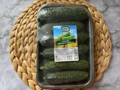 Baltymų salotas su agurku, kiaušiniu ir žaliu svogūnu Žingsnis 2