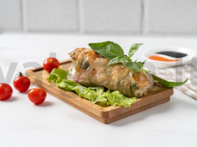 Kepti spring roll'ai su krevetėmis pagrindine nuotrauka